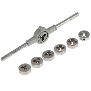 Набор плашек ТУНДРА, М3 - М12 + плашкодержатель, 8 предметов