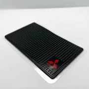 Коврик противоскользящий с логотипом  MITSUBISHI 15*9 см